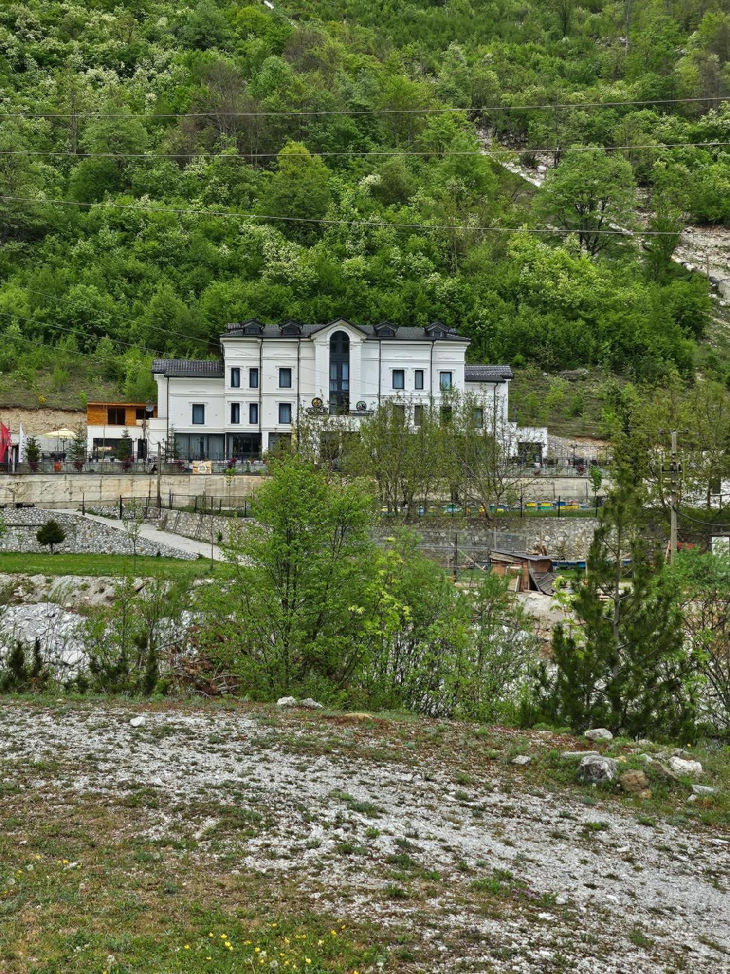 4 Stinet Hotell Valbone